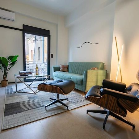 Beautiful Elegant Apartment Next To Monastiraki Афины Экстерьер фото