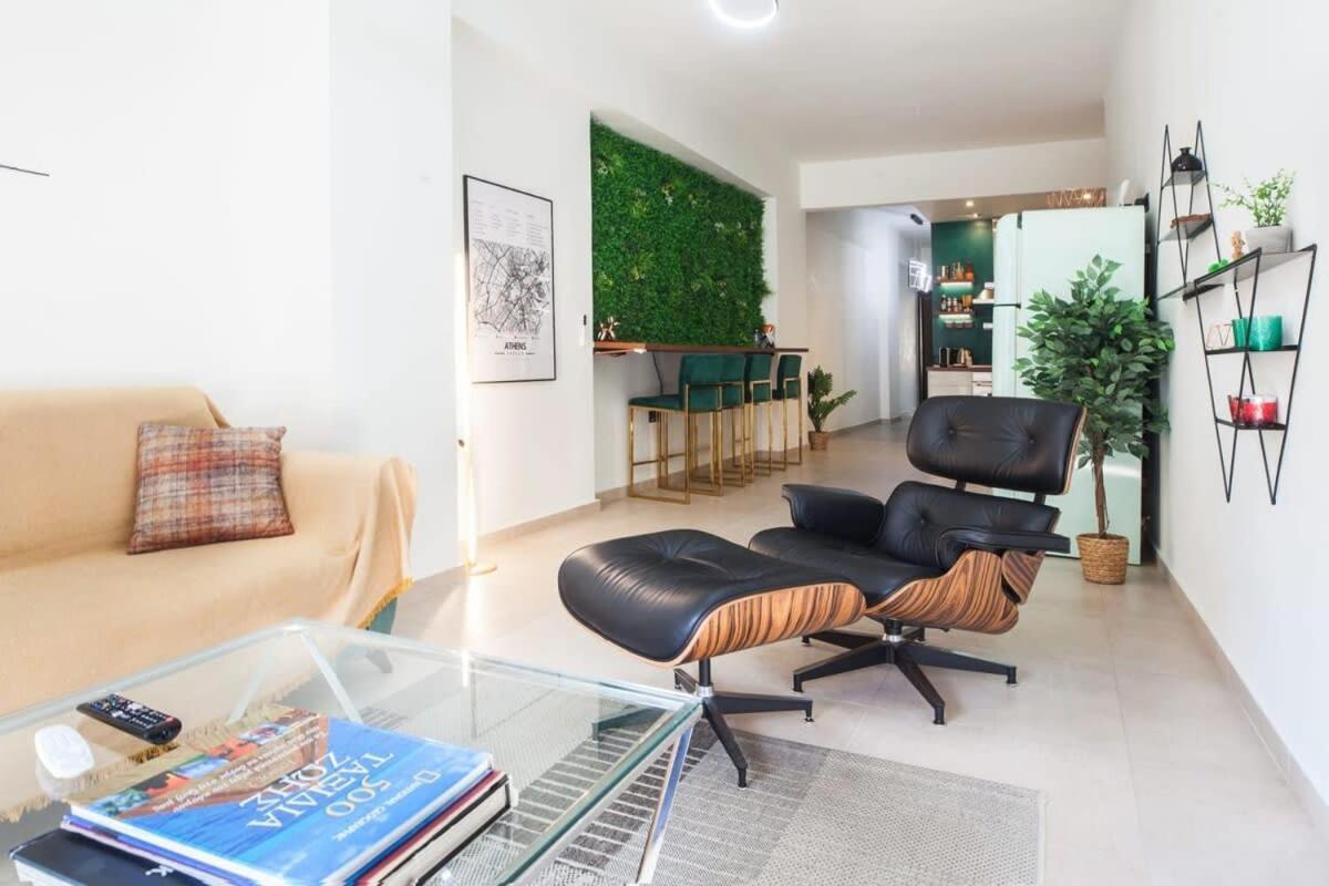 Beautiful Elegant Apartment Next To Monastiraki Афины Экстерьер фото